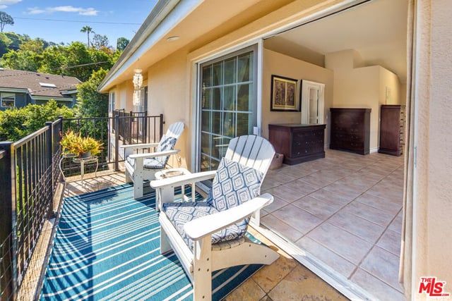 3827 Berry Drive, Studio City, CA 91604 — photo 19 of 34