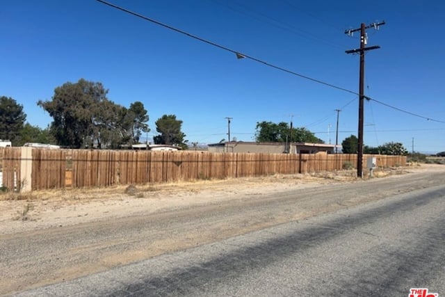 46551 140th Street, Lancaster, CA 93535 — photo 7 of 18