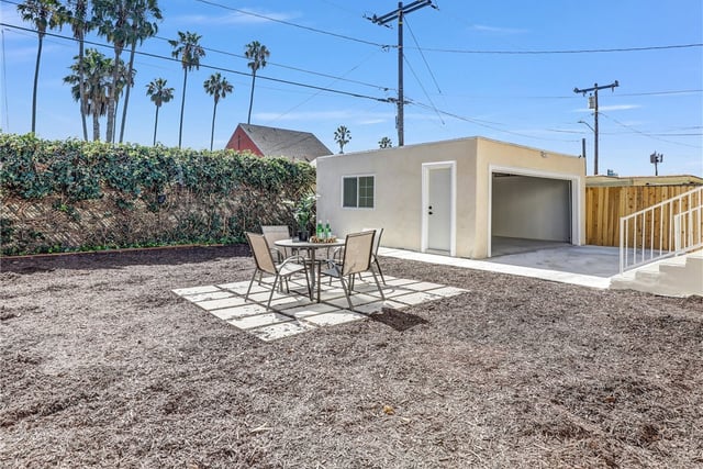 5738 S Mullen Avenue, Los Angeles, CA 90043 — photo 31 of 34