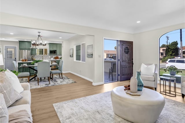 5738 S Mullen Avenue, Los Angeles, CA 90043 — photo 7 of 34