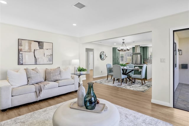 5738 S Mullen Avenue, Los Angeles, CA 90043 — photo 8 of 34