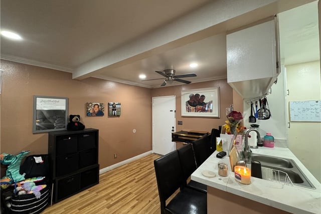 550 W Regent 342, Inglewood, CA 90301 — photo 2 of 7