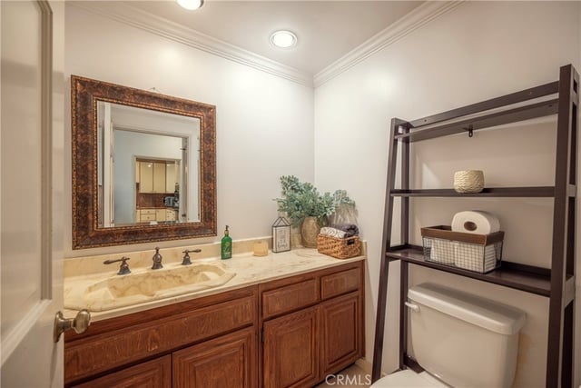 24420 Victory 06, West Hills, CA 91367 — photo 14 of 39