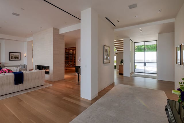 9966 Beverly Grove Drive, Beverly Hills, CA 90210 — photo 9 of 45