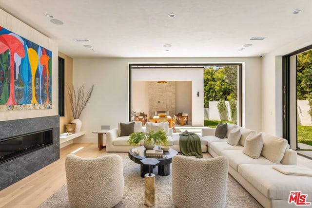 1749 Mandeville Lane, Los Angeles, CA 90049 — photo 16 of 74
