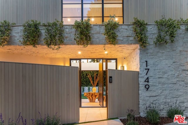 1749 Mandeville Lane, Los Angeles, CA 90049 — photo 3 of 74
