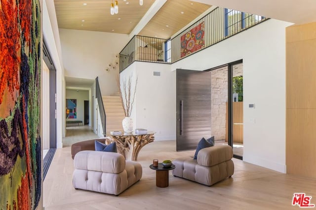 1749 Mandeville Lane, Los Angeles, CA 90049 — photo 34 of 74
