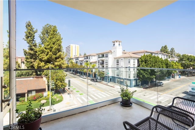 380 Cordova Street 407, Pasadena, CA 91101 — photo 8 of 22
