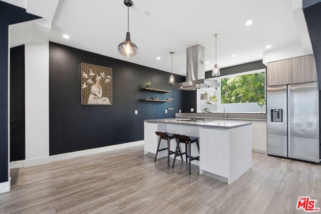 5504 W Olympic Boulevard, Los Angeles, CA 90036 — photo 4 of 35