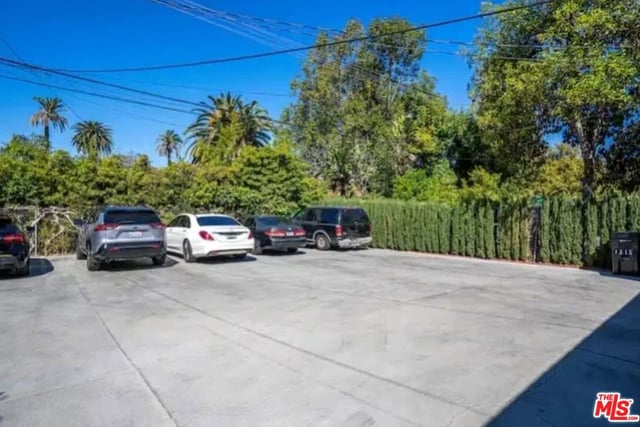 1215 Crenshaw Boulevard, Los Angeles, CA 90019 — photo 2 of 4
