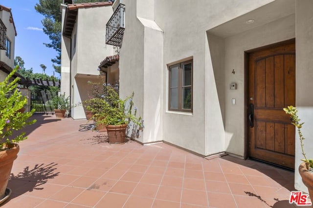 908 17th Street 4, Santa Monica, CA 90403 — photo 33 of 39