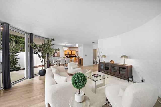 10540 W Olympic Boulevard, Los Angeles, CA 90064 — photo 8 of 54