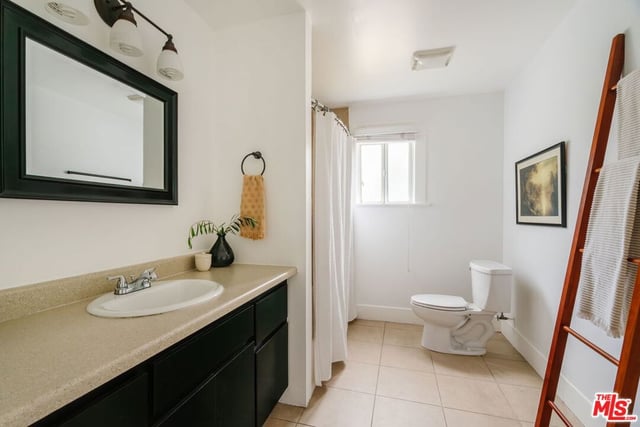 1476 W 37th Drive, Los Angeles, CA 90018 — photo 29 of 67