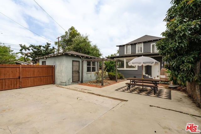 1476 W 37th Drive, Los Angeles, CA 90018 — photo 62 of 67