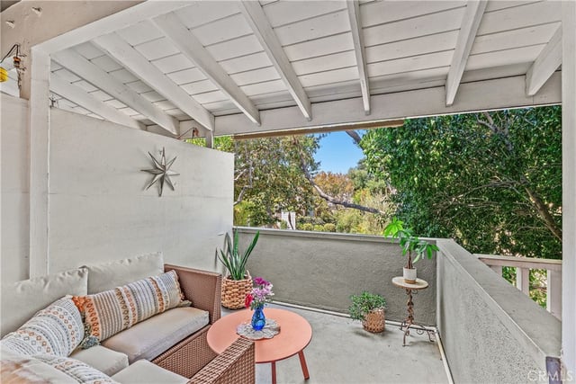 4252 fair Avenue 22, Studio City, CA 91602 — photo 16 of 32