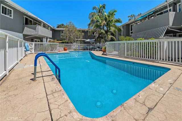 4252 fair Avenue 22, Studio City, CA 91602 — photo 25 of 32