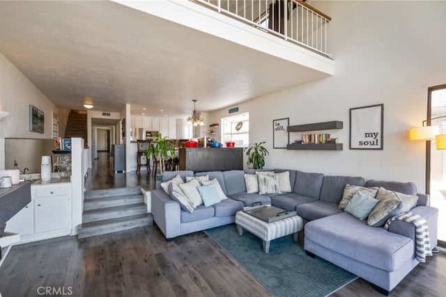 3513 S Kerckhoff Avenue, San Pedro, CA 90731 — photo 11 of 70