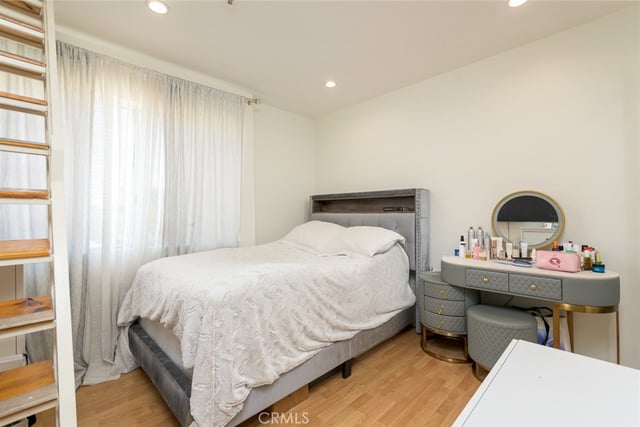 1421 5th Street 1, Glendale, CA 91201 — photo 16 of 30