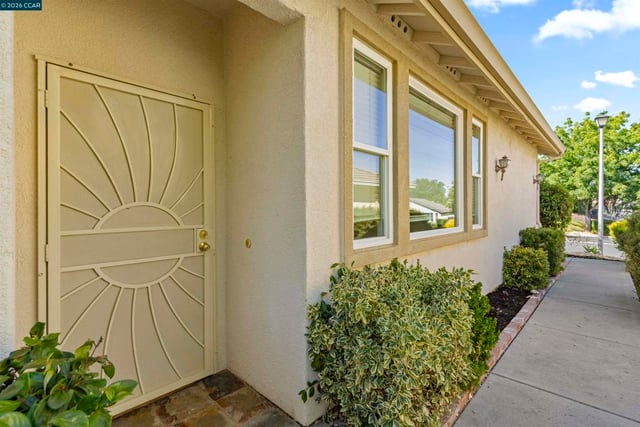 1641 Regent Dr, Brentwood, CA 94513 — photo 5 of 42