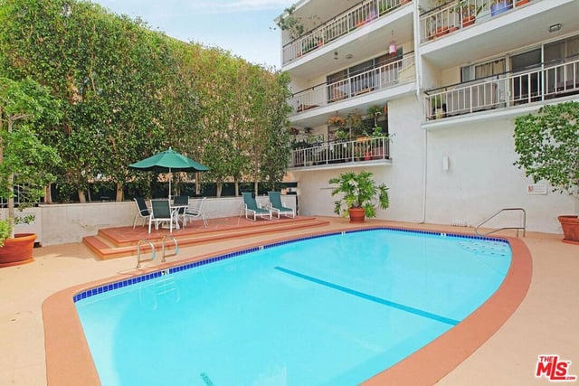 7270 Hillside Avenue 204, Los Angeles, CA 90046 — photo 14 of 14