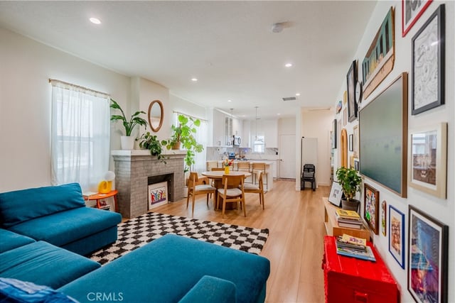 1452 W 22nd, Los Angeles, CA 90007 — photo 2 of 26