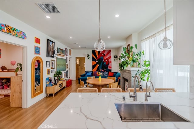 1452 W 22nd, Los Angeles, CA 90007 — photo 4 of 26