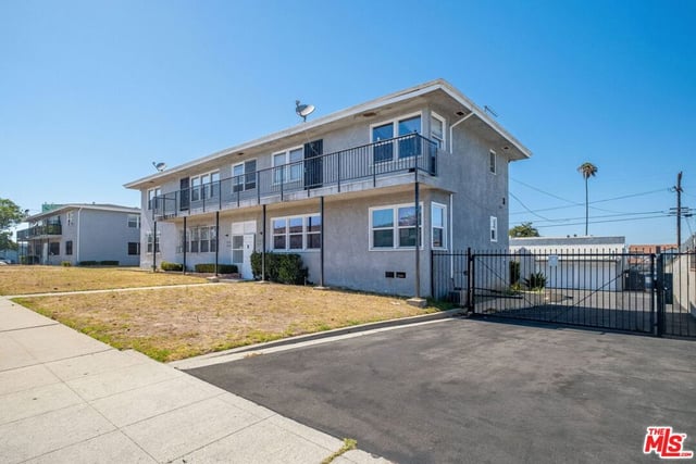 3311 3/4 W 77th Street, Los Angeles, CA 90043 — photo 19 of 21