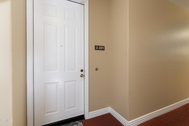 1740 Tanager Street 2-201, Ventura, CA 93003 — photo 3 of 29