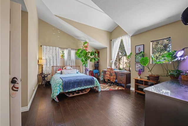 5738 Skyview Way Unit B, Agoura Hills, CA 91301 — photo 11 of 28