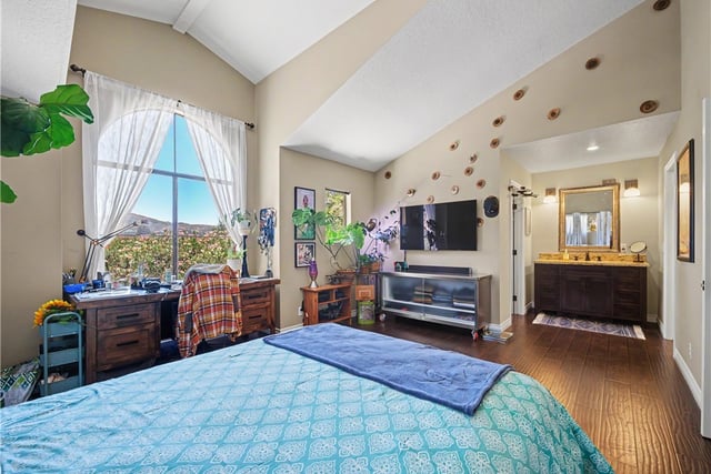 5738 Skyview Way Unit B, Agoura Hills, CA 91301 — photo 13 of 28