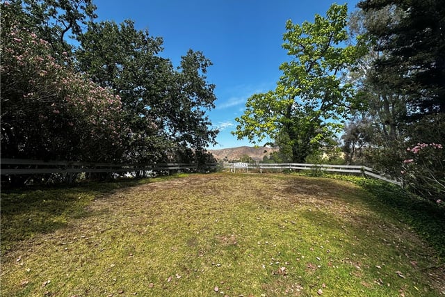 5738 Skyview Way Unit B, Agoura Hills, CA 91301 — photo 23 of 28