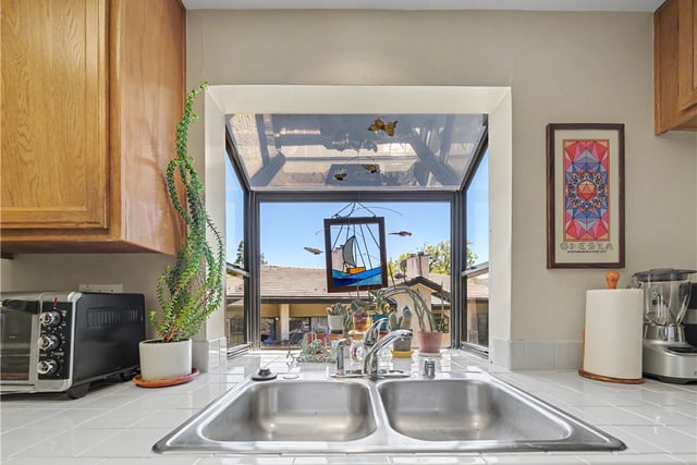5738 Skyview Way Unit B, Agoura Hills, CA 91301 — photo 8 of 28