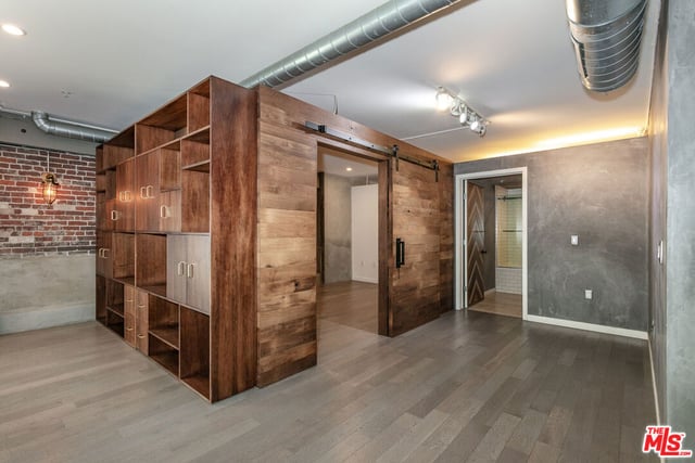 527 Molino Street 202, Los Angeles, CA 90013 — photo 19 of 31