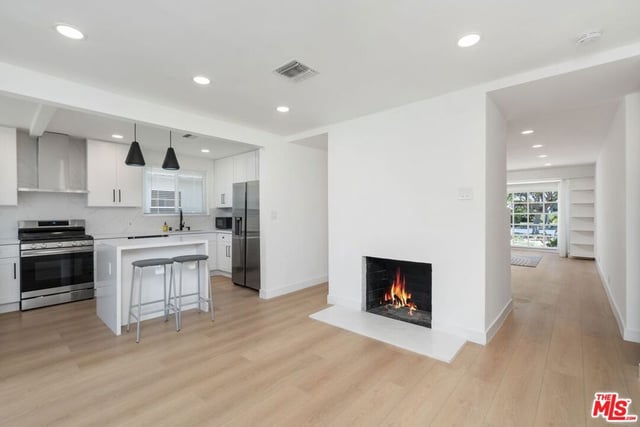 14348 Collins Street, Sherman Oaks, CA 91401 — photo 17 of 32
