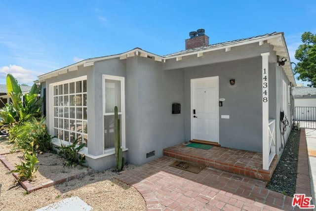 14348 Collins Street, Sherman Oaks, CA 91401 — photo 3 of 32