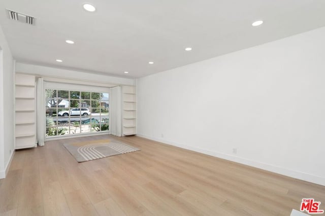 14348 Collins Street, Sherman Oaks, CA 91401 — photo 6 of 32