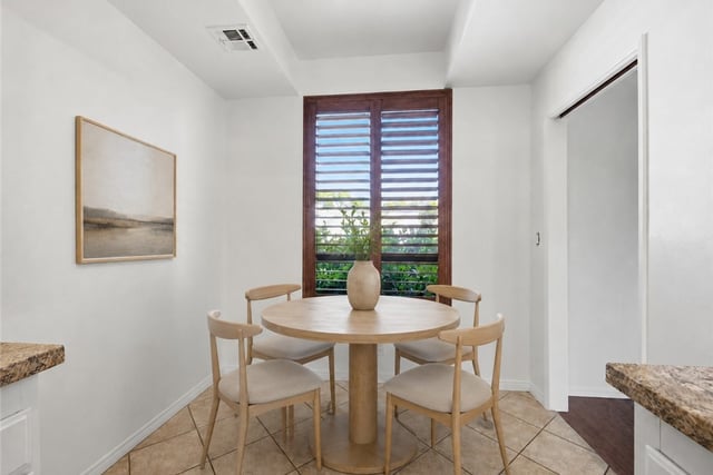 1315 roxbury dr 204, Los Angeles, CA 90035 — photo 10 of 19