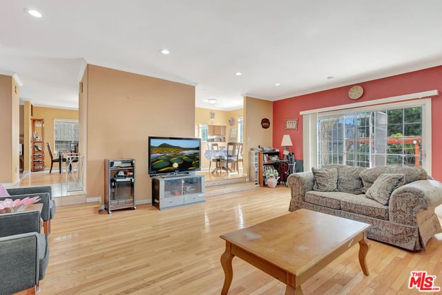 448 W 64th Street, Inglewood, CA 90302 — photo 13 of 39