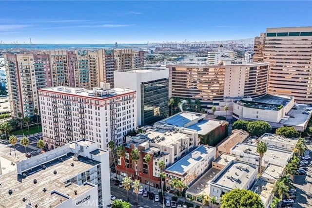 35 Linden Ave Unit 304, Long Beach, CA 90802 — photo 37 of 39