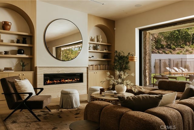 16933 Bosque Drive, Encino, CA 91436 — photo 11 of 50