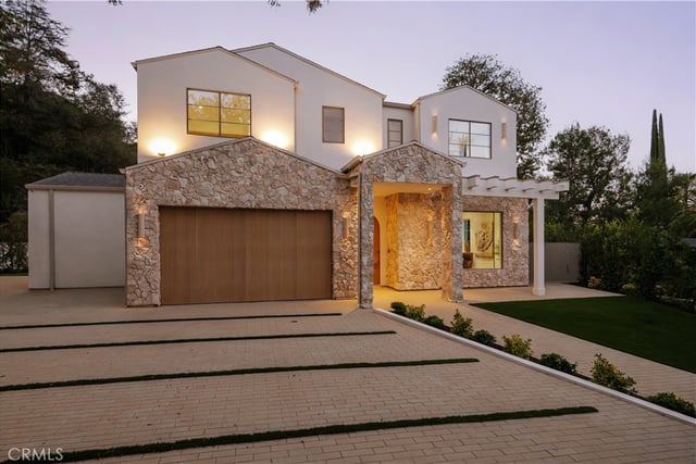 16933 Bosque Drive, Encino, CA 91436 — photo 2 of 50