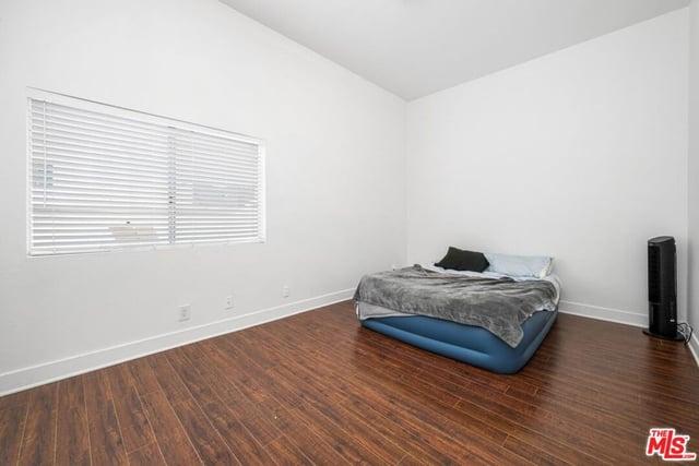 12001 Goshen Avenue 303, Los Angeles, CA 90049 — photo 12 of 25