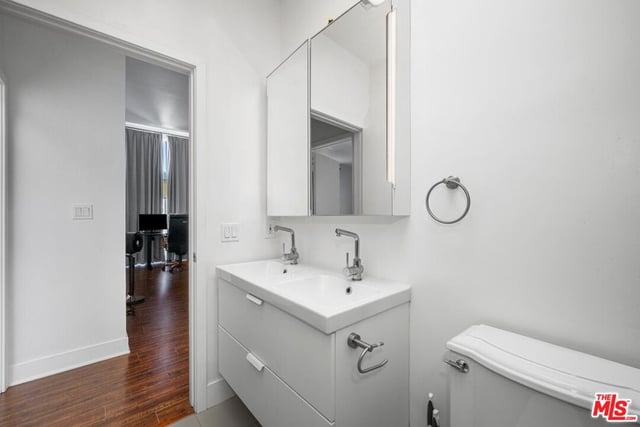 12001 Goshen Avenue 303, Los Angeles, CA 90049 — photo 14 of 25
