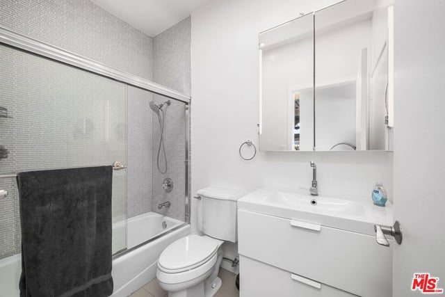 12001 Goshen Avenue 303, Los Angeles, CA 90049 — photo 18 of 25