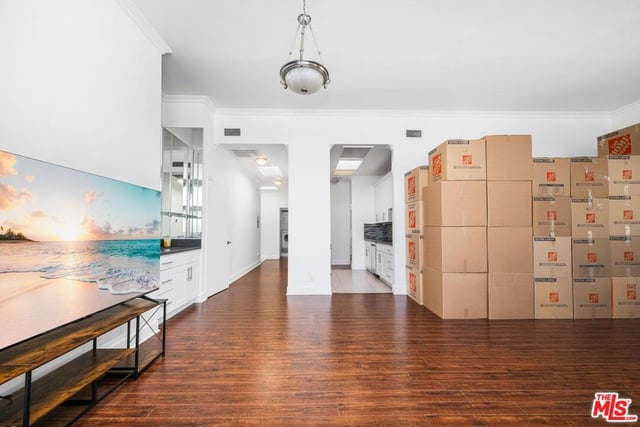 12001 Goshen Avenue 303, Los Angeles, CA 90049 — photo 7 of 25