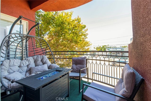 11124 Burbank Boulevard 101, North Hollywood, CA 91601 — photo 31 of 37