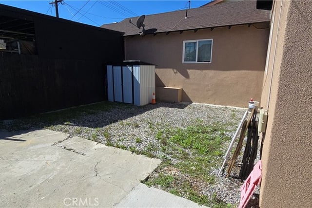 700 W 77th, Los Angeles, CA 90044 — photo 8 of 27