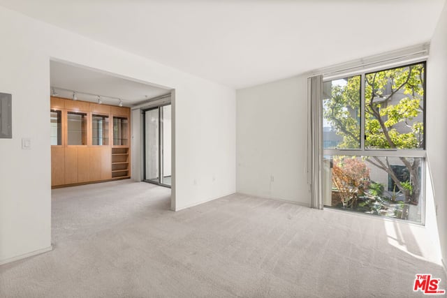267 S San Pedro Street 213, Los Angeles, CA 90012 — photo 18 of 40