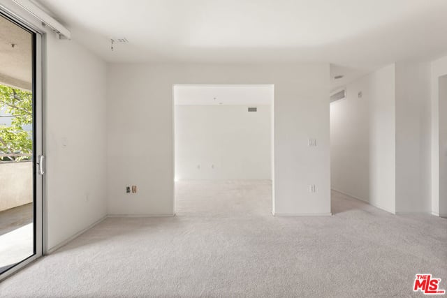 267 S San Pedro Street 213, Los Angeles, CA 90012 — photo 20 of 40