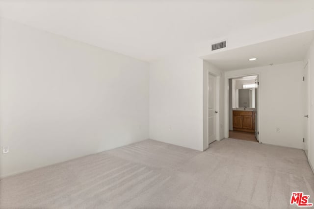 267 S San Pedro Street 213, Los Angeles, CA 90012 — photo 25 of 40